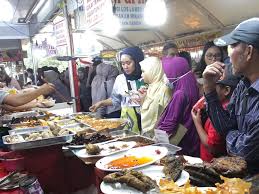 Festival Kuliner Internasional 2024 Resmi Dibuka: Ratusan Pengunjung Antusias Mencicipi Masakan dari 20 Negara